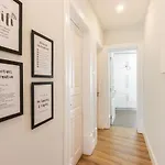 Dom wakacyjny Bright Center, 10m From Subway, 6 Rooms, Up To 20 Ppl *
