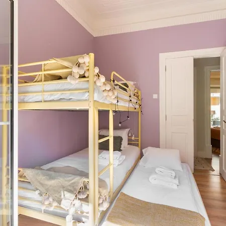 Bright Center, 10m From Subway, 6 Rooms, Up To 20 Ppl 度假居 Lisboa